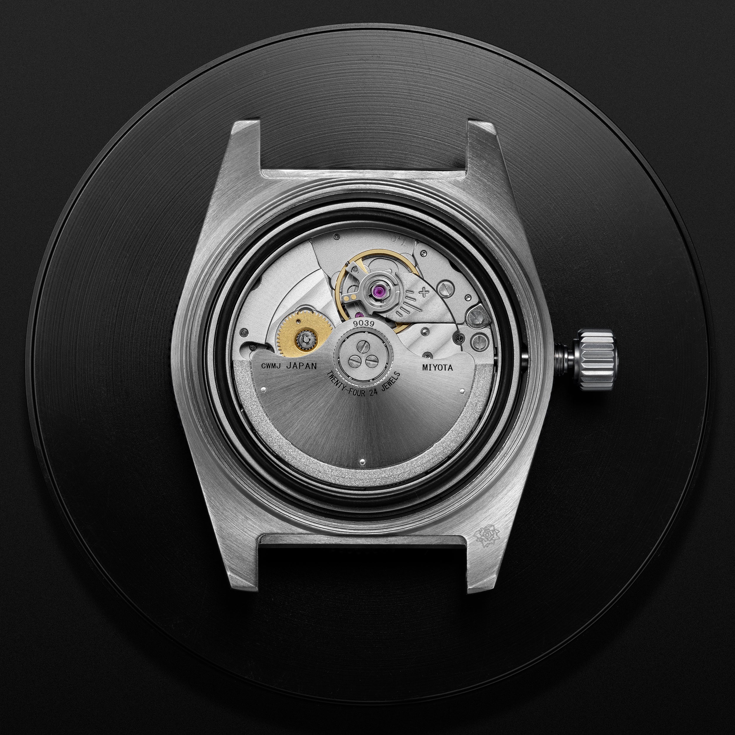 Skindiver Automatic Dive Watch - 38 mm - Old Radium Lume