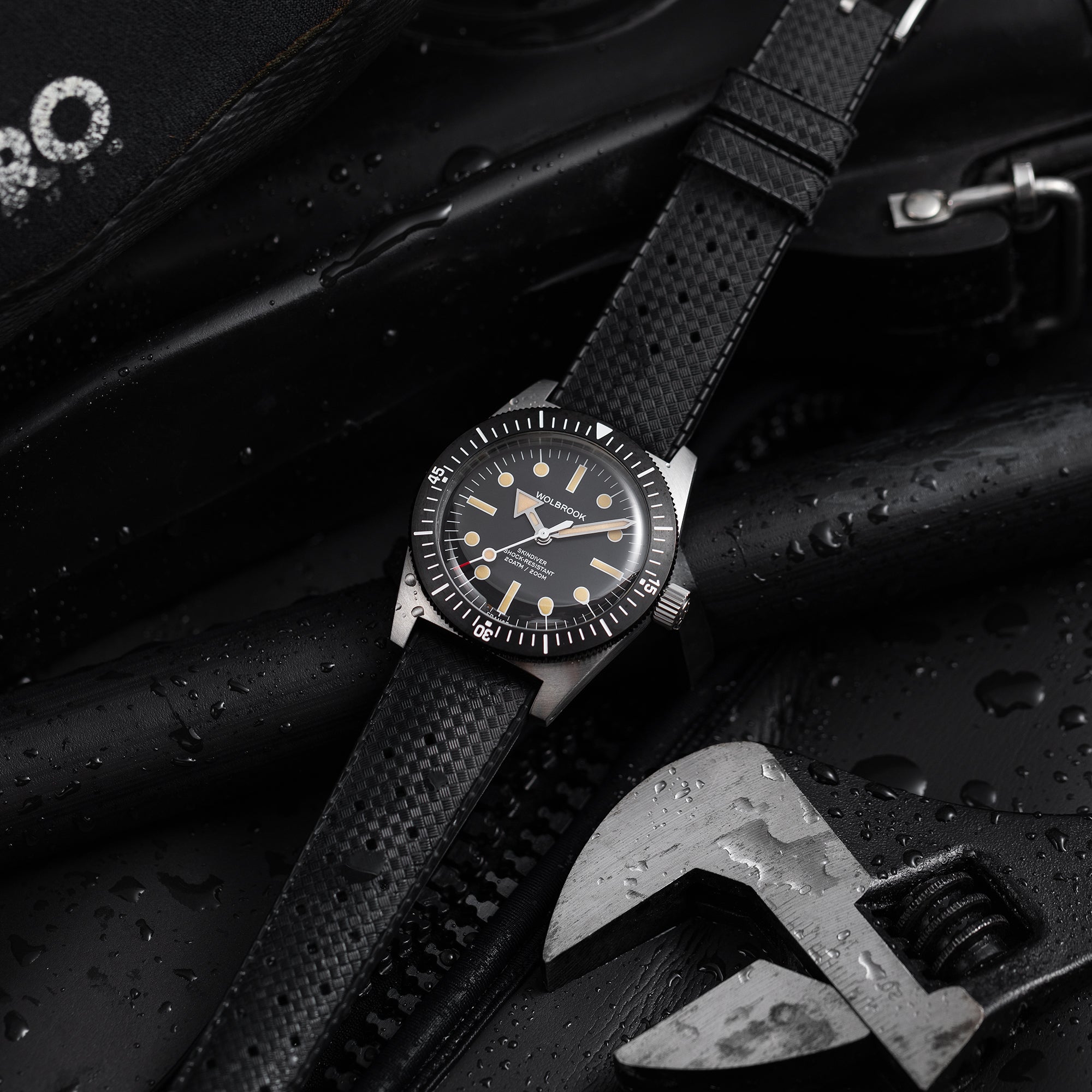 Skindiver Automatic Dive Watch - 38 mm - Old Radium Lume