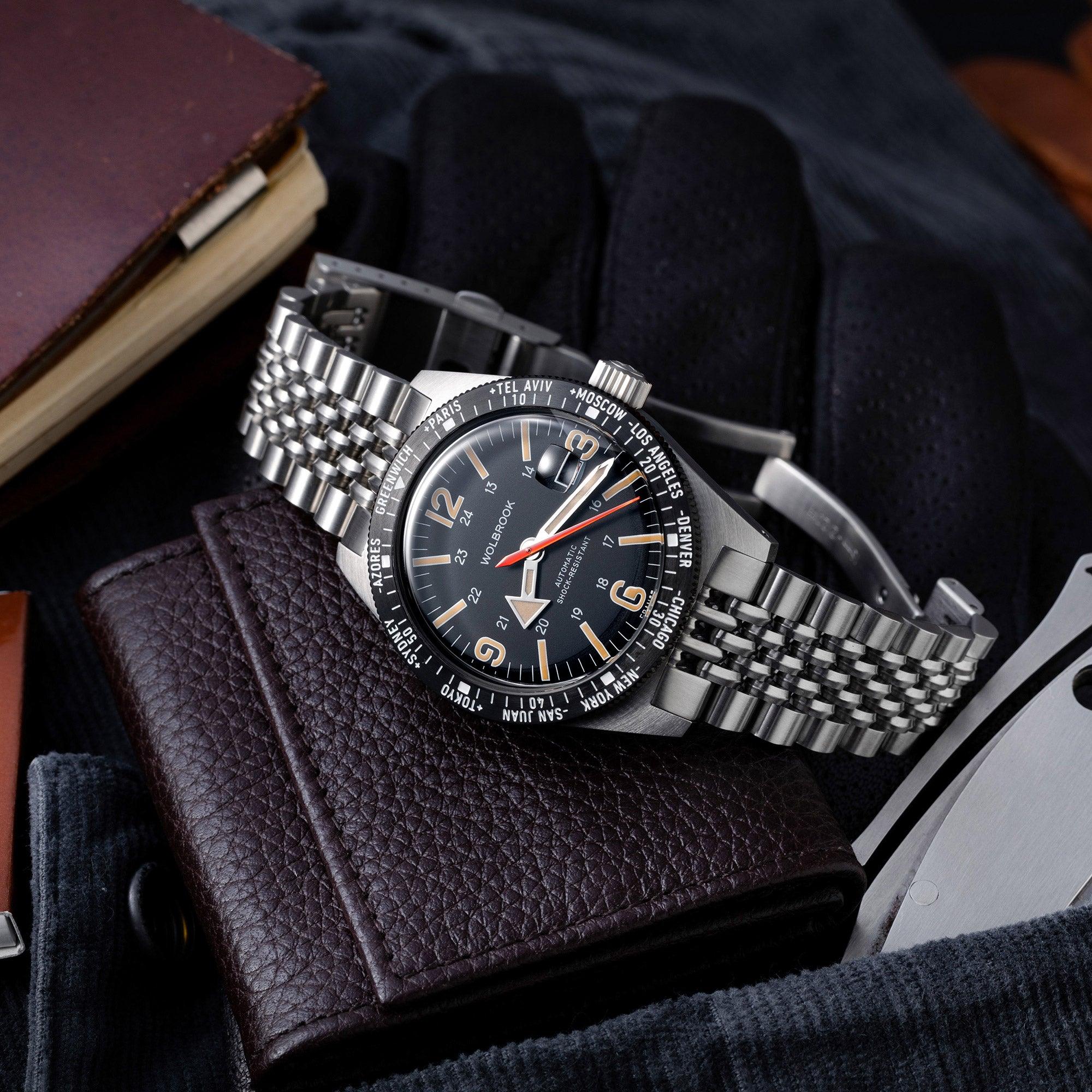 Skindiver WT Automatic Watch Black Bezel Vintage Lum