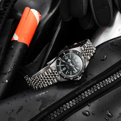 Skindiver II Automatic Bracelet Dive Watch - Green Lum & Black Dial