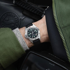 Skindiver II Professional Diving Watch - Green Lum & Black Dial - Wolbrook Watches