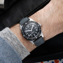 Skindiver Automatic 38 mm Even Numerals Dive Watch - White Lume