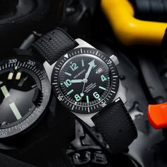 Skindiver Automatic 38 mm Even Numerals Dive Watch - Green Lume