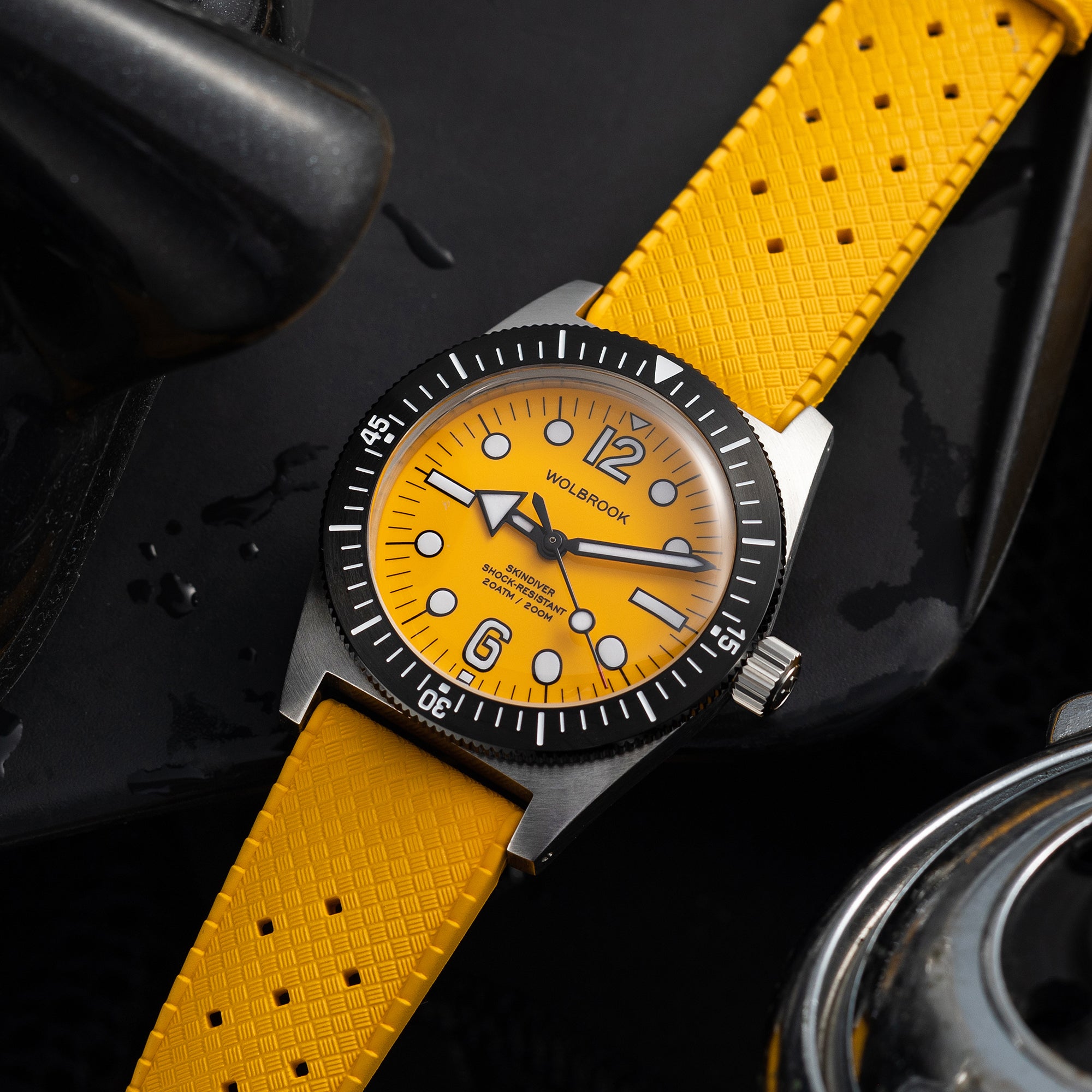 Skindiver Automatic 38 mm Jumbo Dive Watch - Yellow