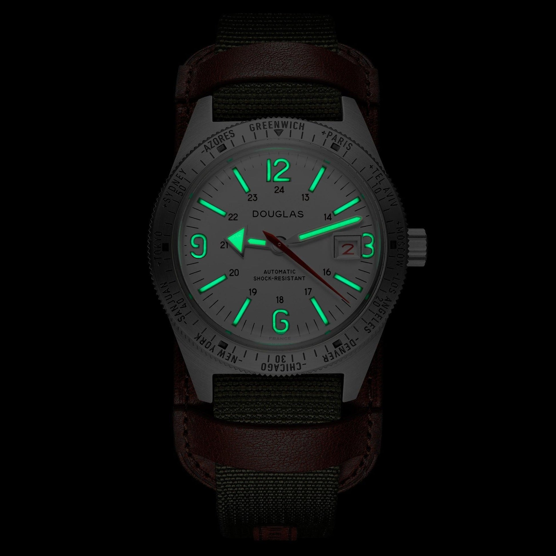 Skindiver WT Professional Tool-Watch with White Dial and Green C7 Super-LumiNova on