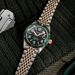 Skindiver Automatic Bracelet Watch – Two-Tone Green