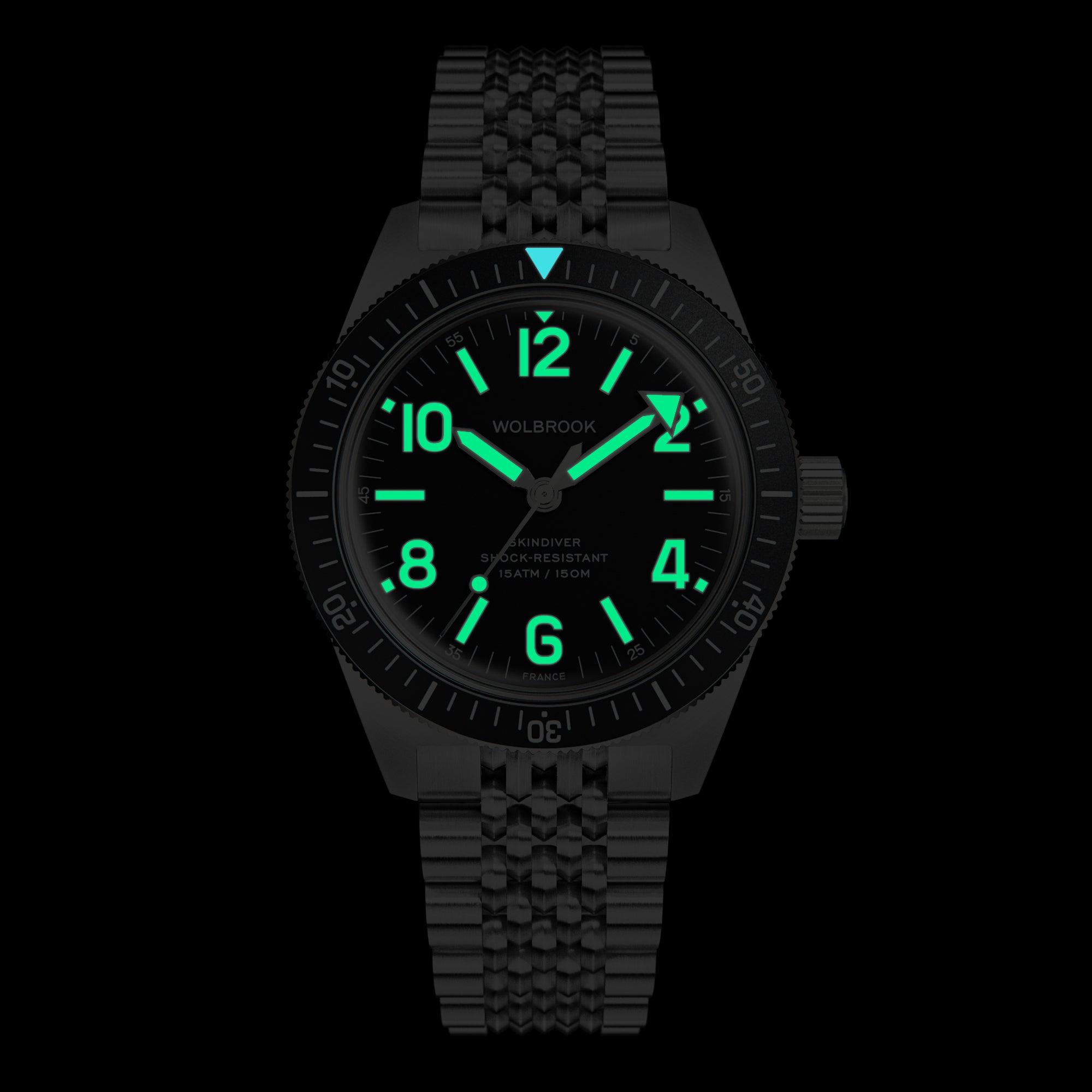 Skindiver Automatic Bracelet Watch - Green Lum & Black Dial