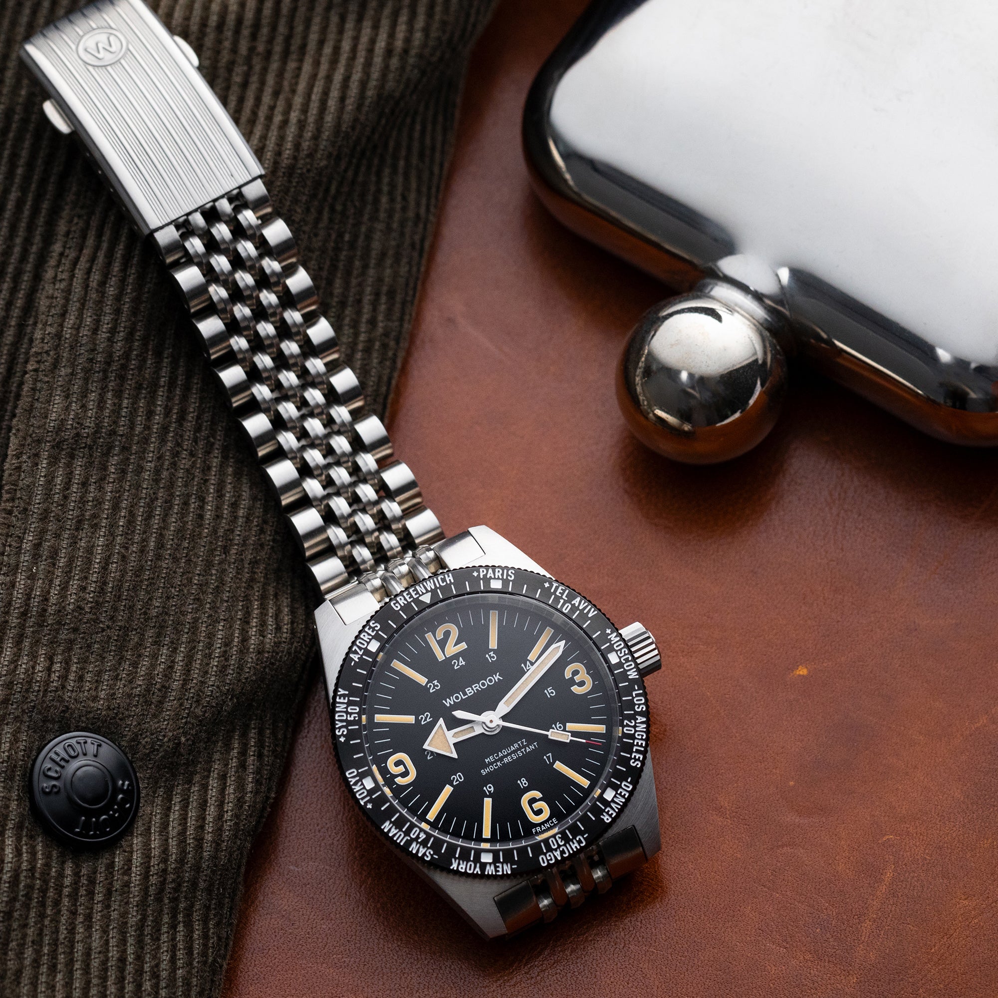 Skindiver WT Mecaquartz Watch - Vintage & Black PVD Bezel