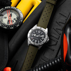 Skindiver II Automatic Dive Watch - White Lum & Black Dial